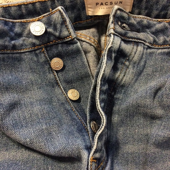 PacSun Embroidered roses Mom’s Jeans sz 29 - Picture 5 of 11